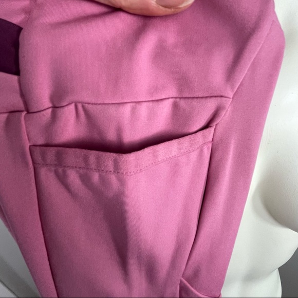 2pc set Gymshark Asymmetric Leggings + crop top - Dusky Pink/dark Ruby - Picture 13 of 13